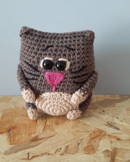 kahverengi_minik_kedi1