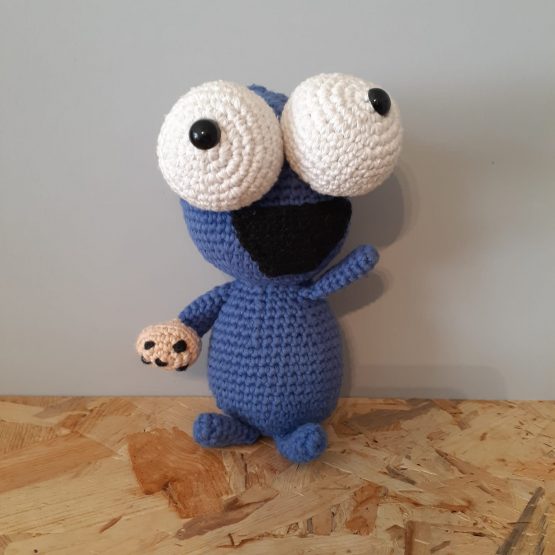 Kurabiye Canavarı Amigurumi Oyuncak