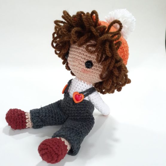 Tulumlu Mini Erkek Bebek Amigurumi Oyuncak (25cm) - Görsel 2