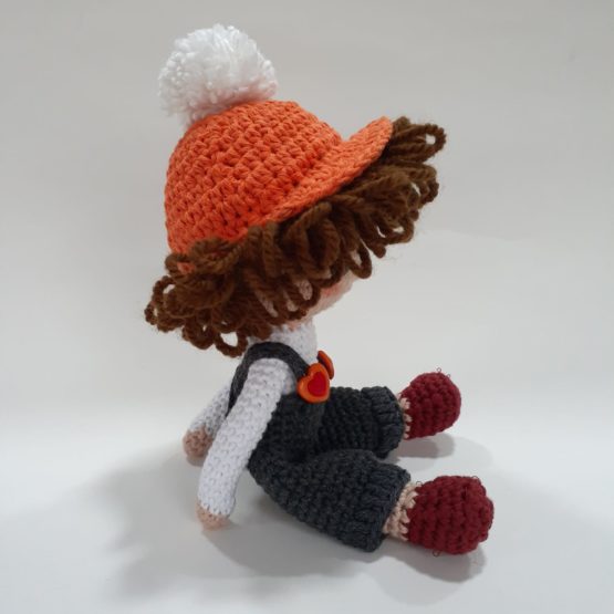 Tulumlu Mini Erkek Bebek Amigurumi Oyuncak (25cm) - Görsel 3